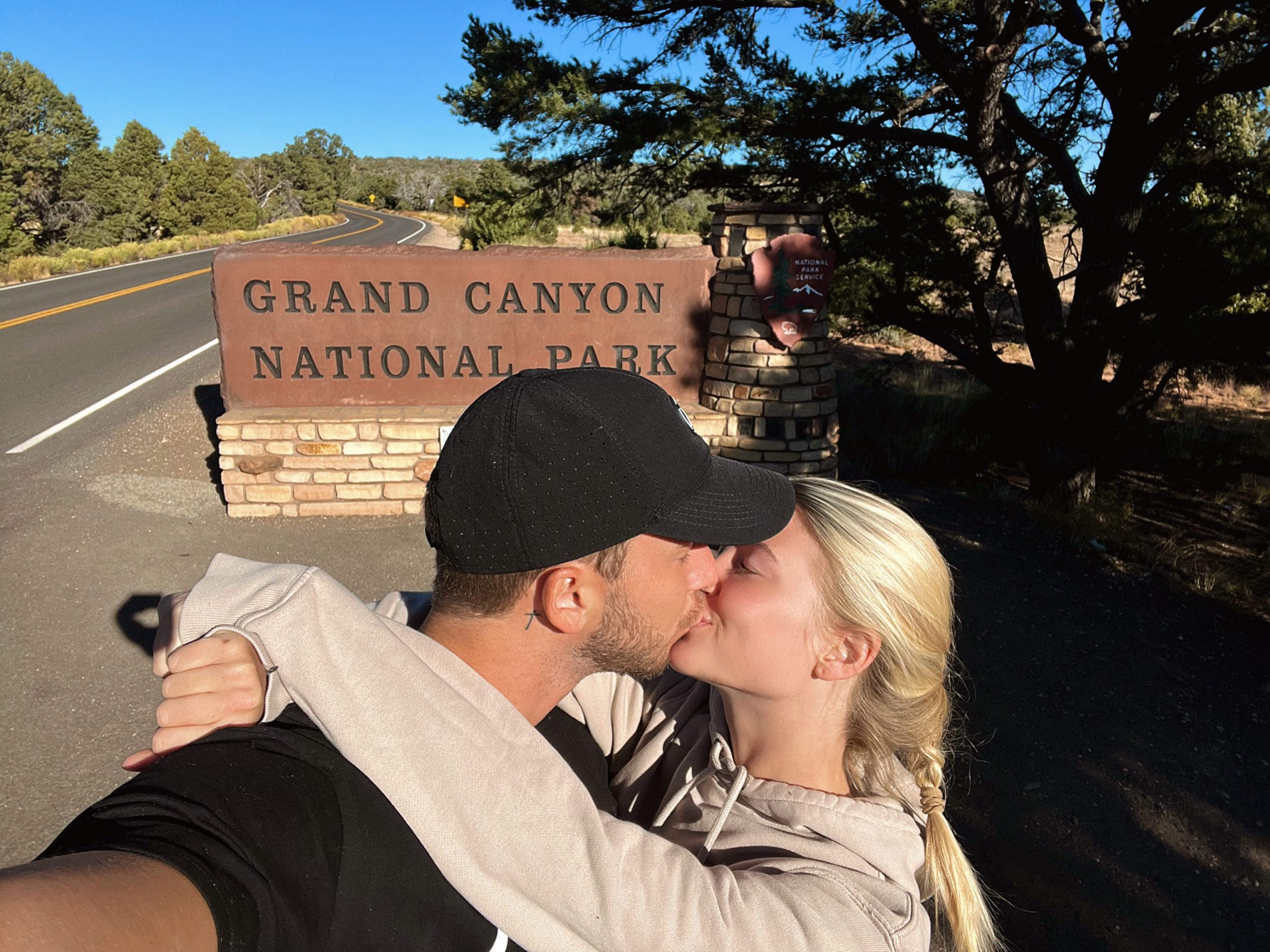 Travel Influencers Kaylee Killion and Cody Nelson Ignite Social Media with Intimate Escapades at the Grand Canyon